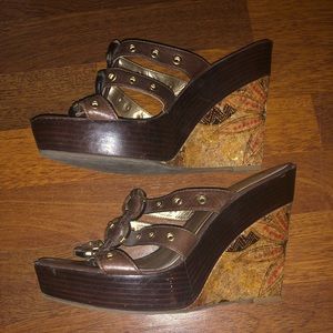 Carlos Santana Wedges